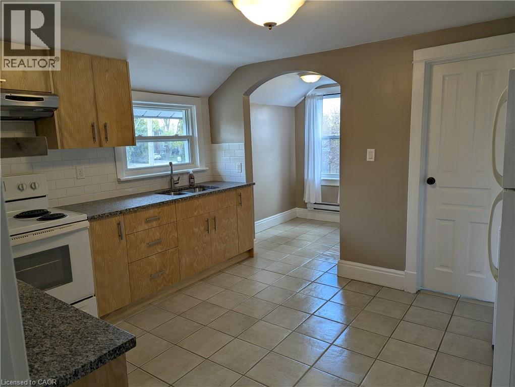221 Dundas Street N Unit# 3, Cambridge, Ontario  N1R 5P5 - Photo 2 - 40826472