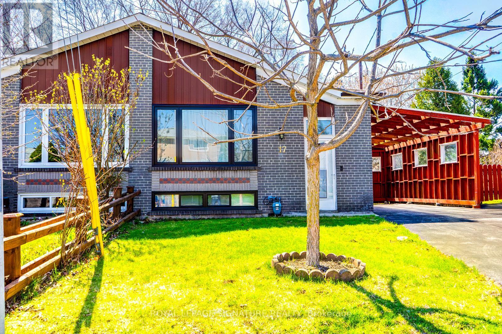 17 Avis Crescent, Toronto, Ontario  M4B 1B8 - Photo 2 - E13108664