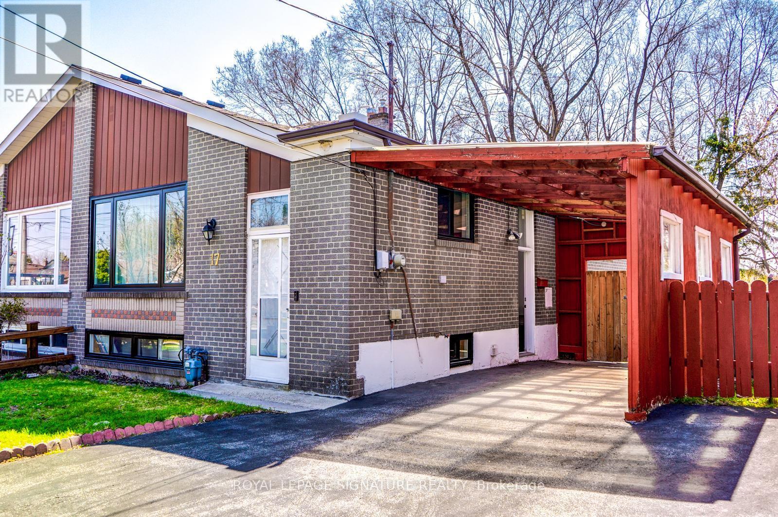 17 Avis Crescent, Toronto, Ontario  M4B 1B8 - Photo 4 - E13108664