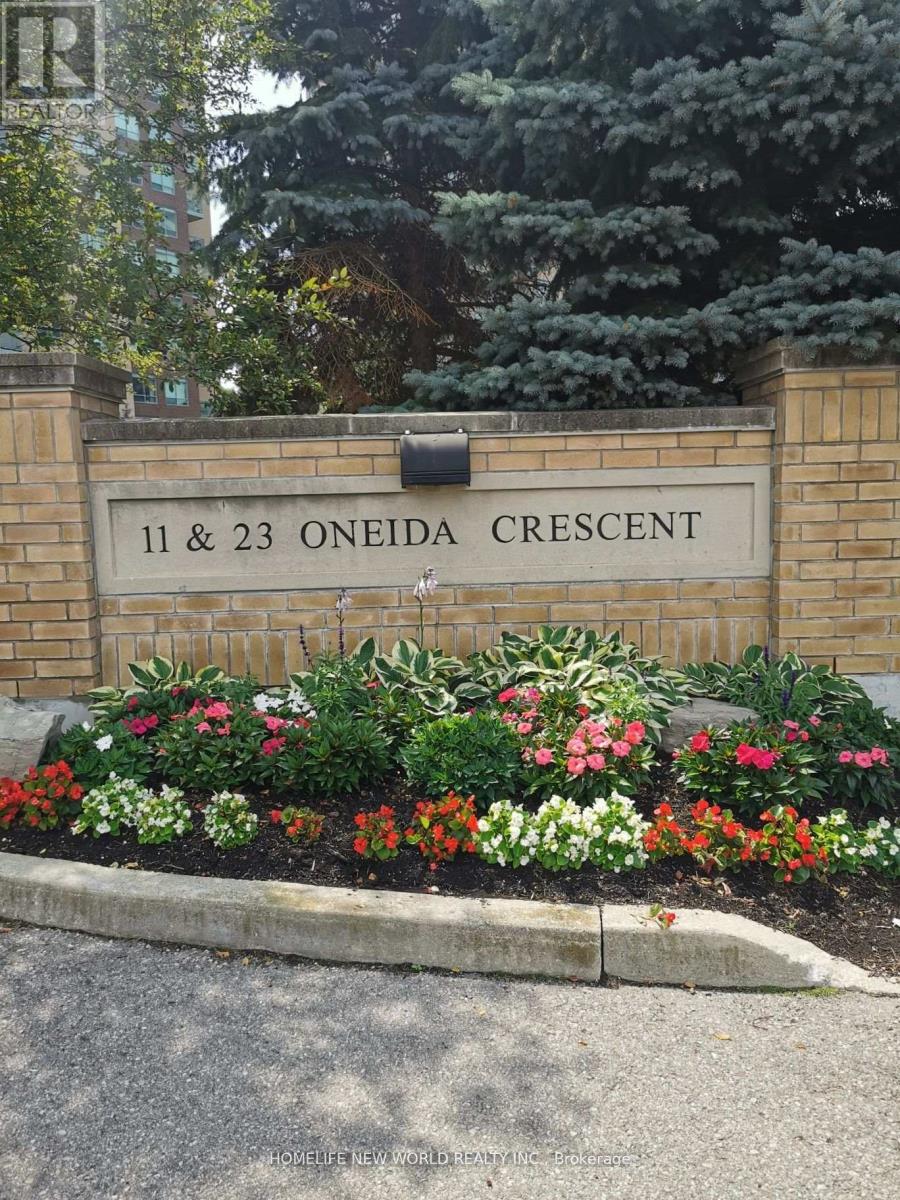 401 - 11 Oneida Crescent, Richmond Hill, Ontario  L4B 0A1 - Photo 2 - N13108658