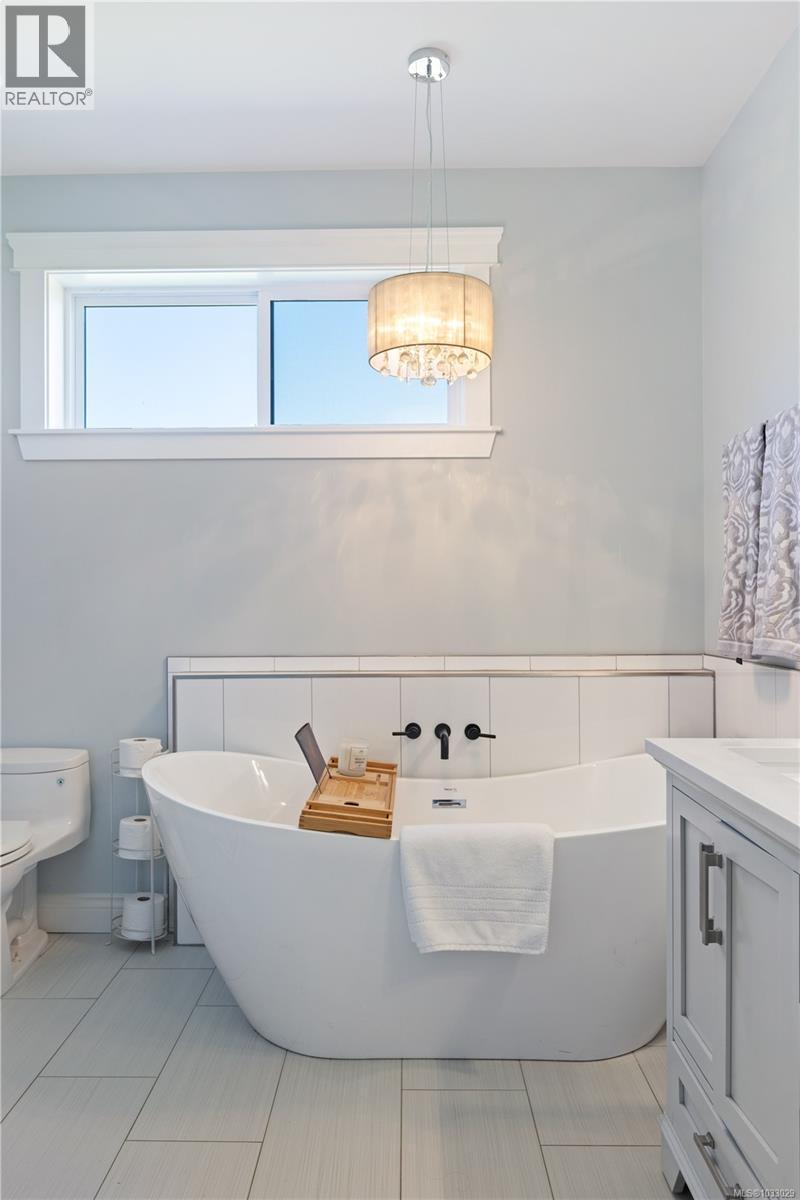 8630 Aldous Terr, North Saanich, British Columbia  V8L 1L2 - Photo 24 - 1033029
