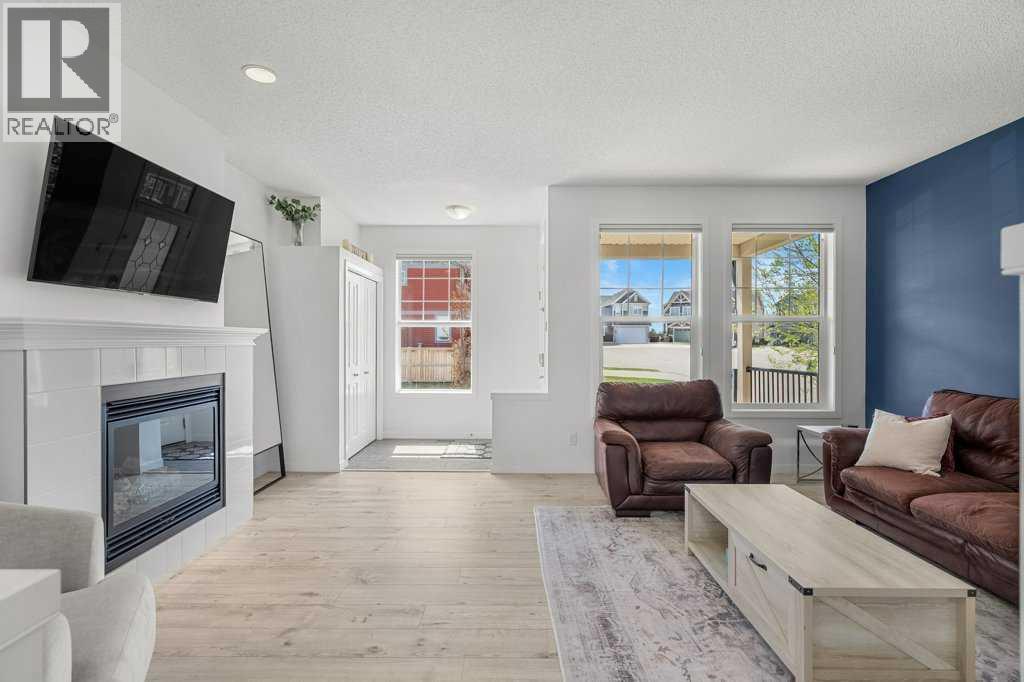 142 Auburn Crest Way Se, Calgary, Alberta  T3M 1T7 - Photo 3 - A2307738