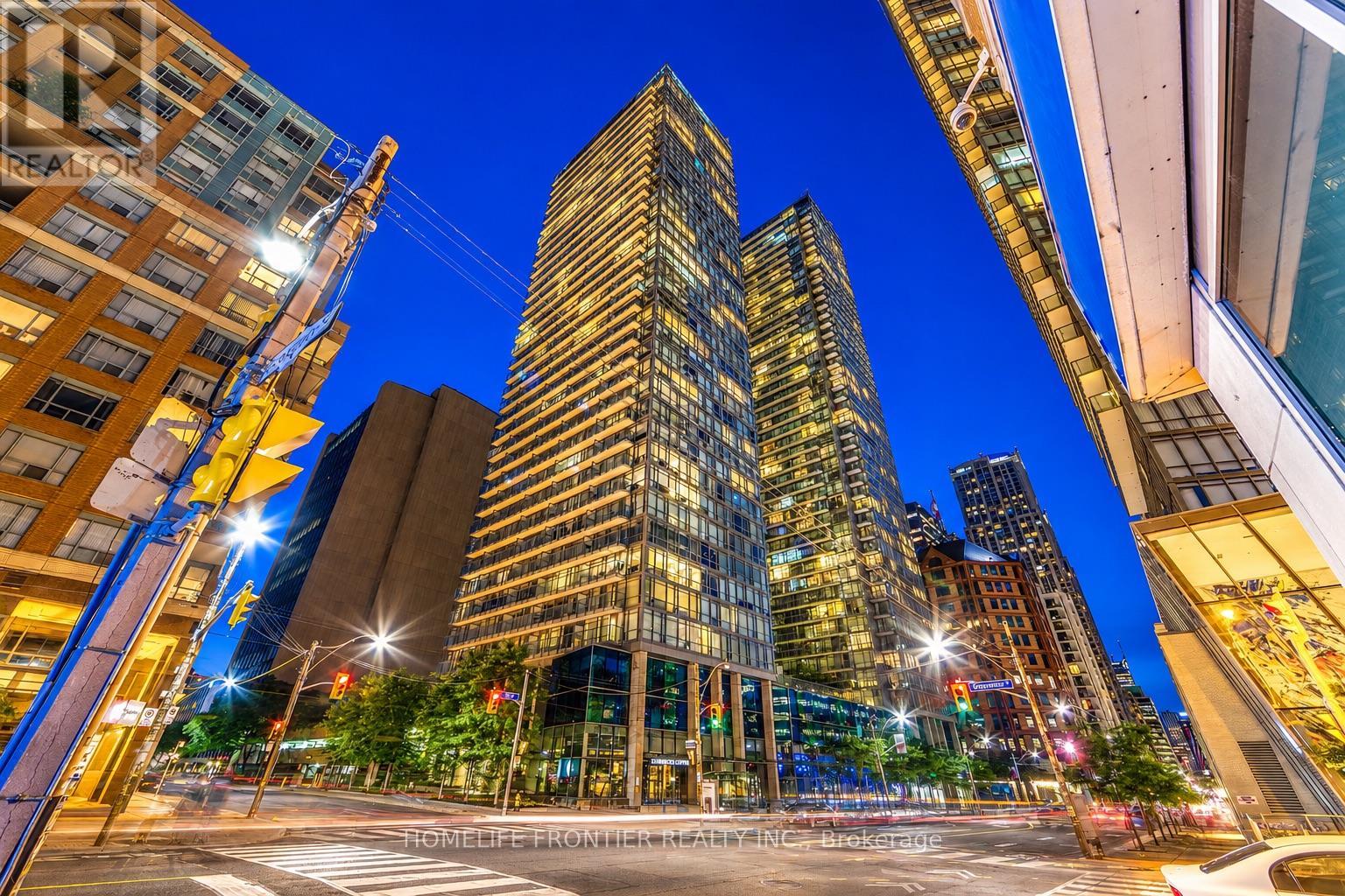3501 - 37 GROSVENOR STREET, Toronto, Ontario
