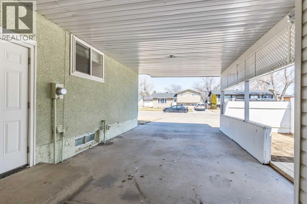 1797 4 Avenue Ne, Medicine Hat, Alberta  T1C 1A4 - Photo 41 - A2305756