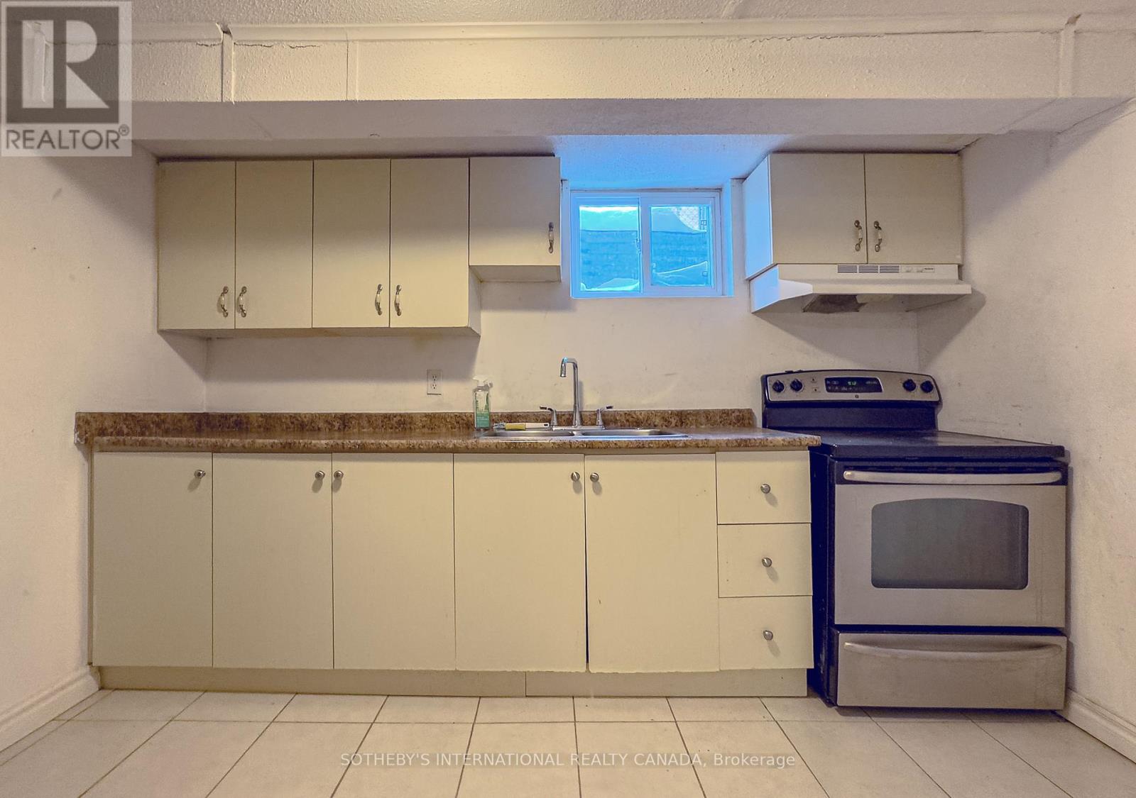 Lower - 3240 Trisha Downs, Mississauga, Ontario  L5A 2A7 - Photo 12 - W12710870