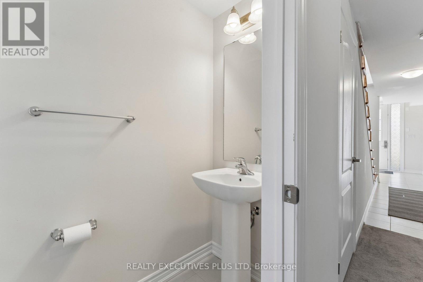 12 Vestry Way, Brampton, Ontario  L6P 4N8 - Photo 39 - W13056066