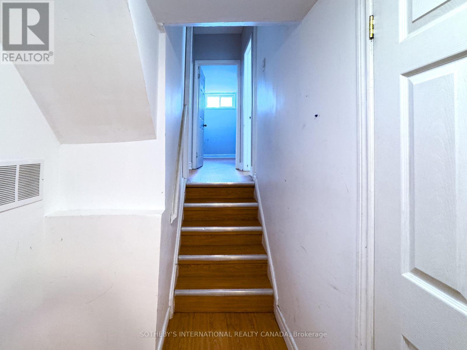 Lower - 3240 Trisha Downs, Mississauga, Ontario  L5A 2A7 - Photo 9 - W12710870