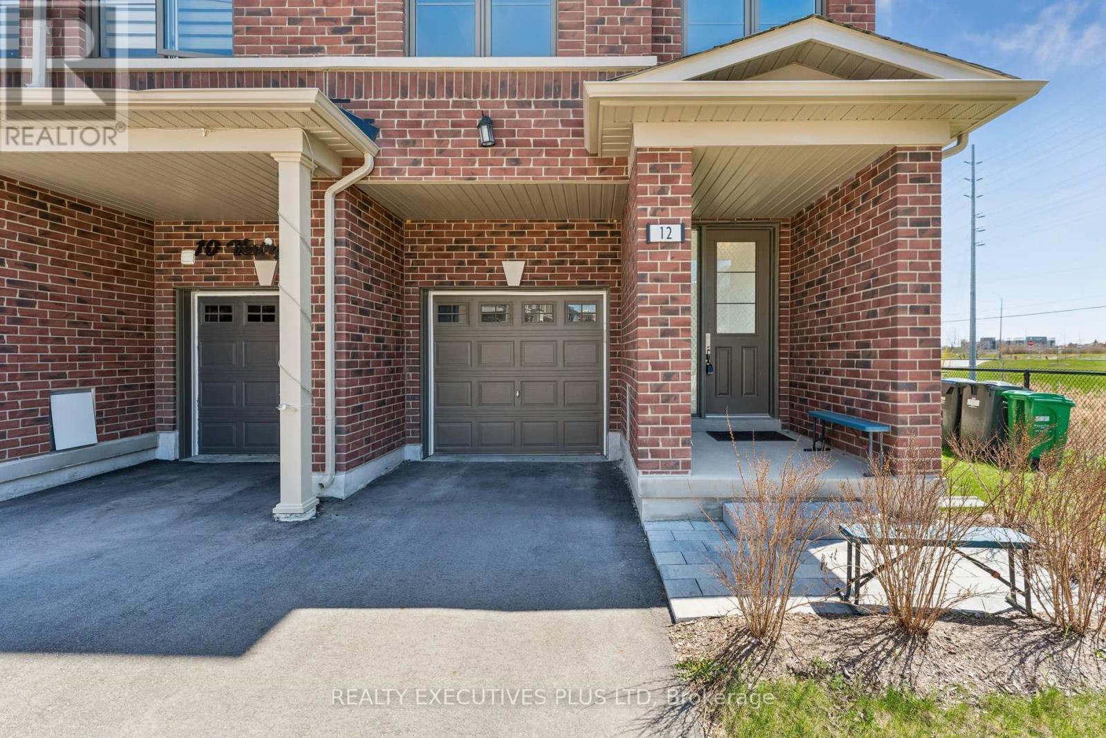 12 Vestry Way, Brampton, Ontario  L6P 4N8 - Photo 6 - W13056066