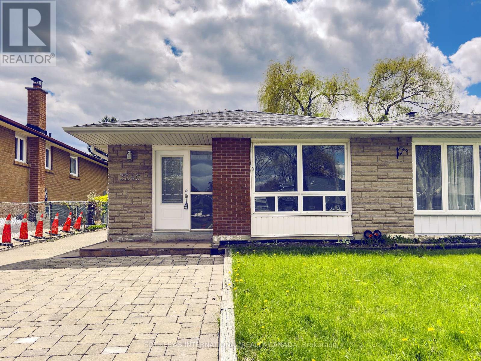 UPPER - 3240 TRISHA DOWNS, Mississauga, Ontario