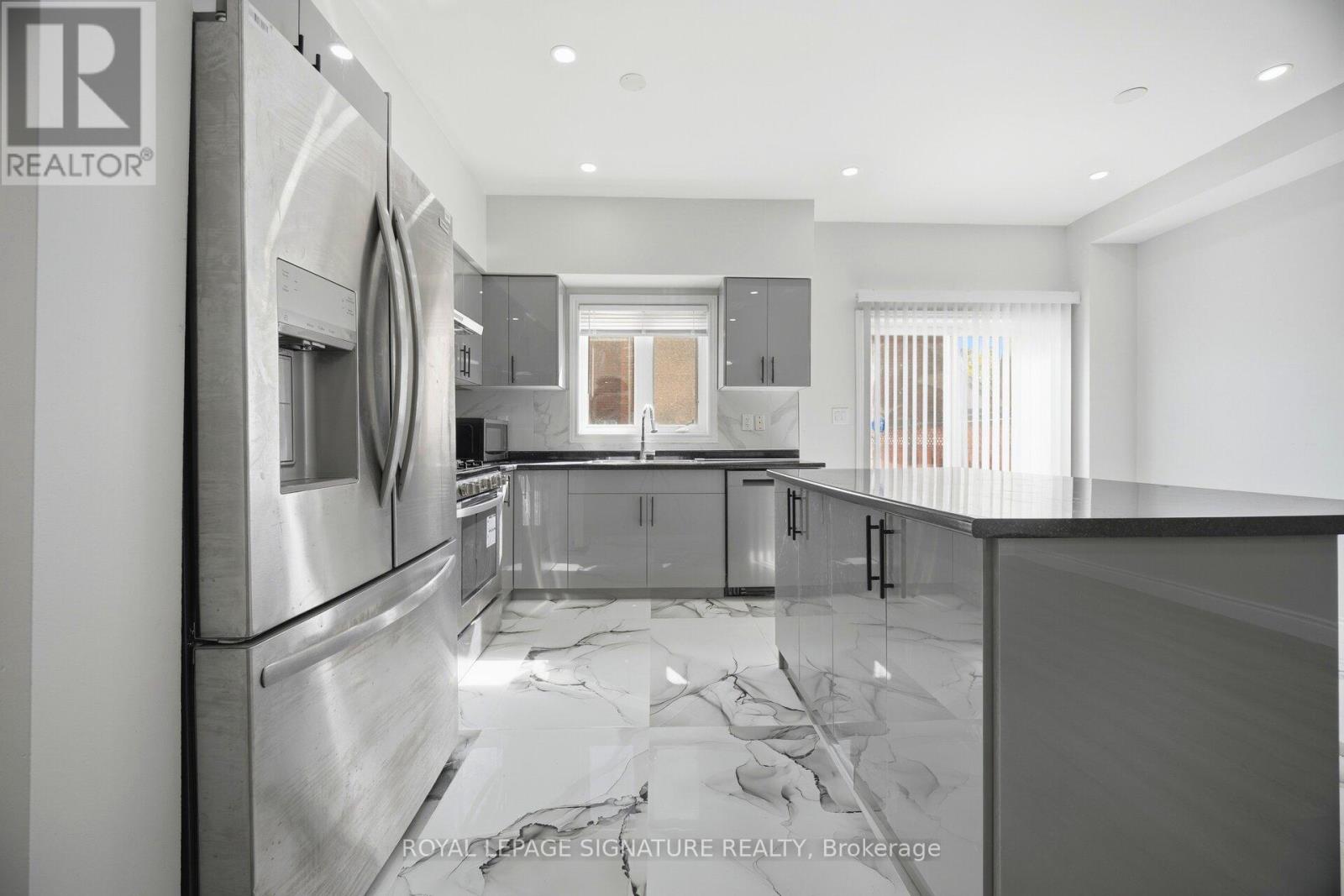 5610 Freshwater Drive, Mississauga, Ontario  L5M 7N1 - Photo 6 - W13108690