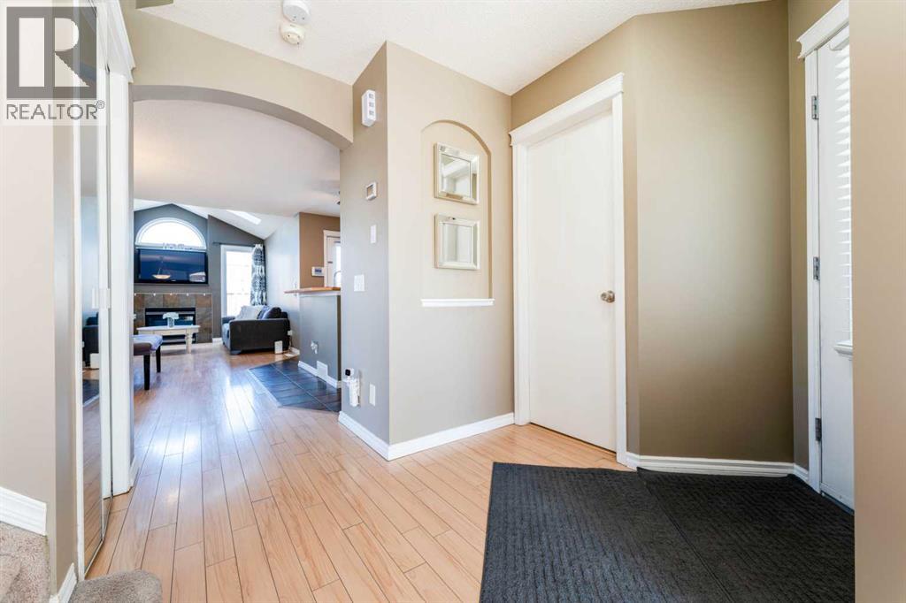 140 Prestwick Avenue Se, Calgary, Alberta  T2Z 3S6 - Photo 3 - A2307895