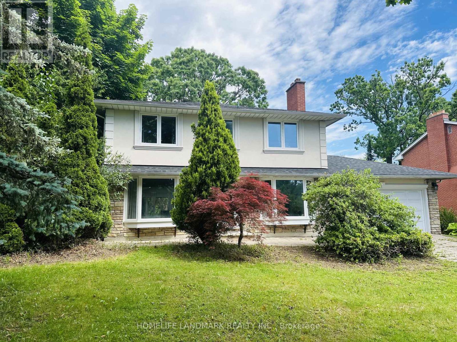 125 Bannatyne Drive, Toronto, Ontario  M2L 2P5 - Photo 2 - C13108704