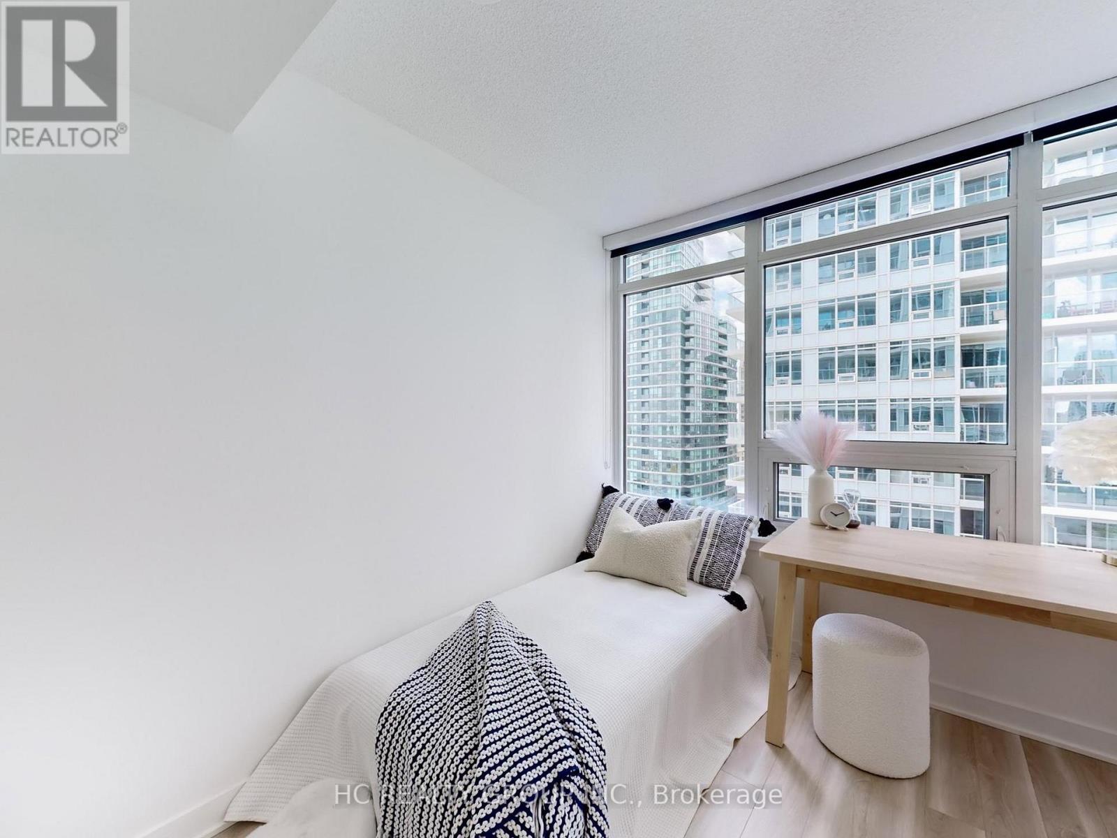 2006 - 17 Bathurst Street, Toronto, Ontario M5V 0N1 - Photo 18 - C13108706