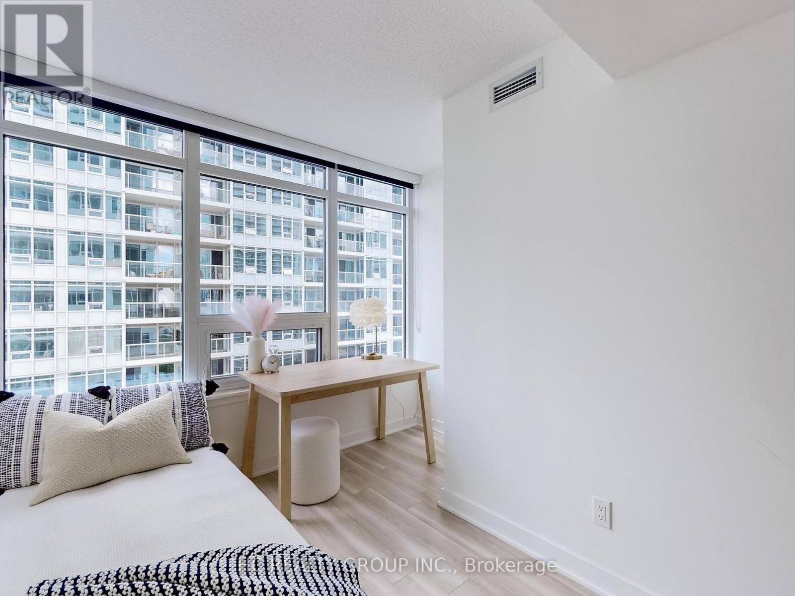 2006 - 17 Bathurst Street, Toronto, Ontario M5V 0N1 - Photo 19 - C13108706