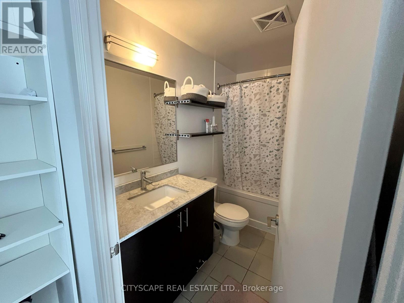 303 - 260 Sackville Street, Toronto, Ontario  M5A 0B3 - Photo 15 - C13108712