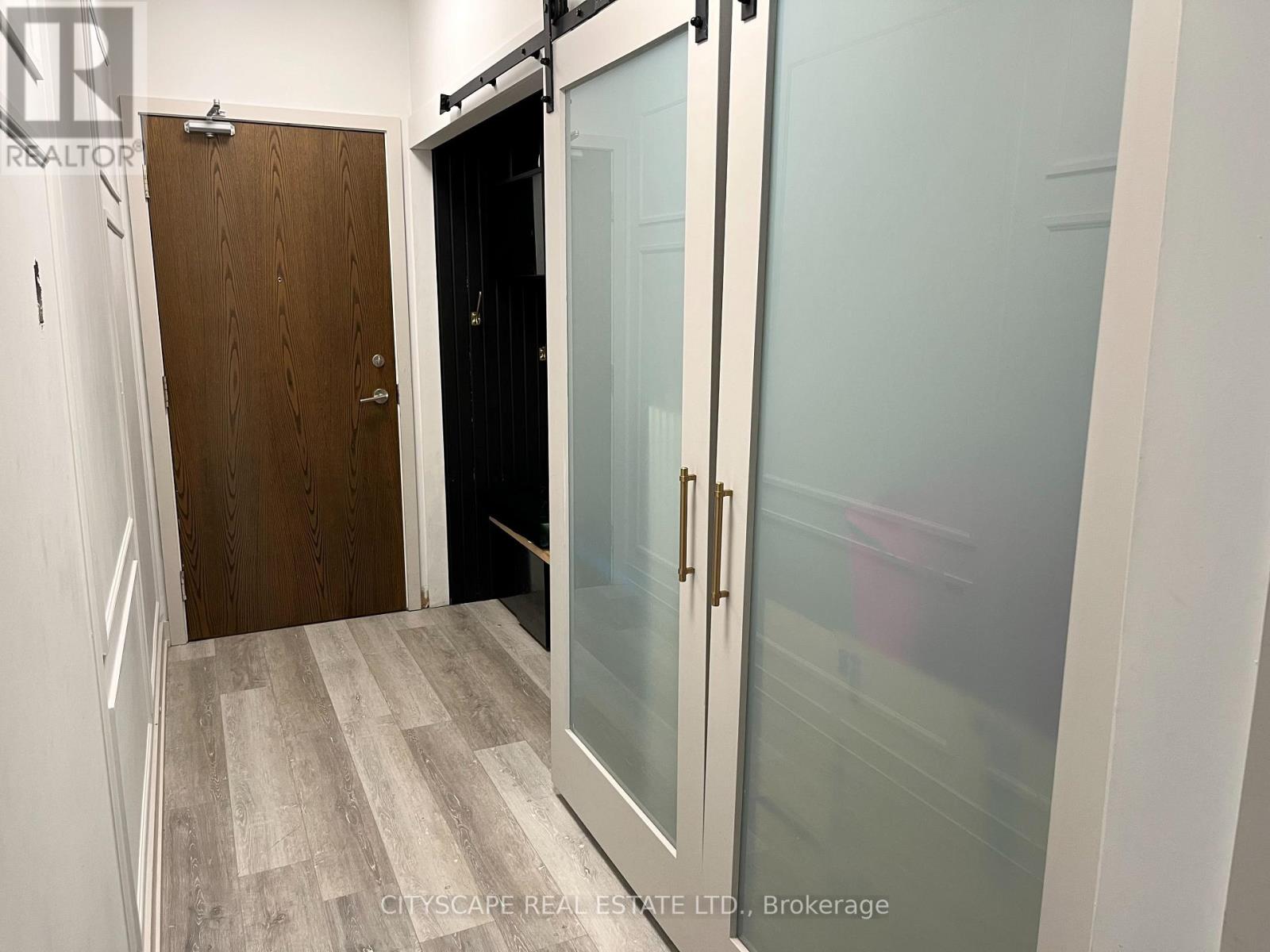 303 - 260 Sackville Street, Toronto, Ontario  M5A 0B3 - Photo 2 - C13108712