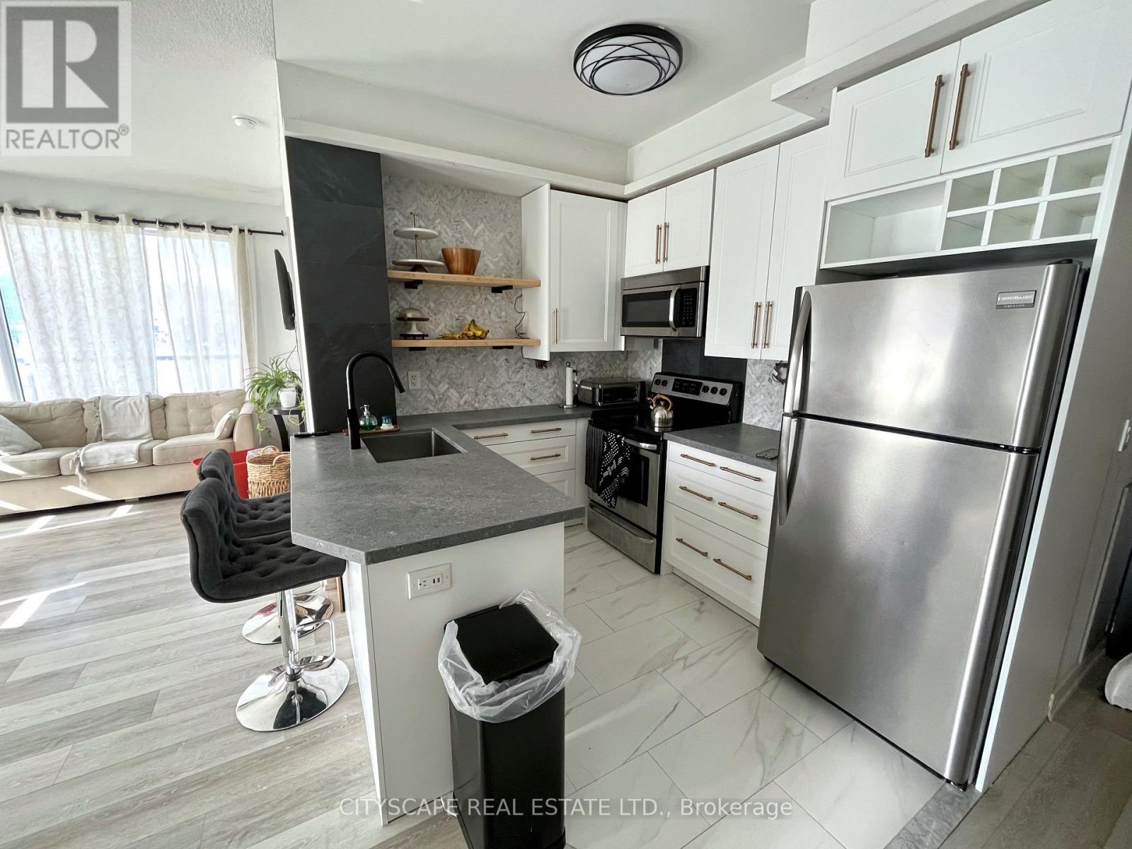 303 - 260 Sackville Street, Toronto, Ontario  M5A 0B3 - Photo 8 - C13108712