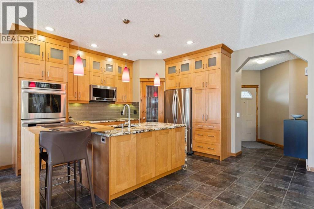 128 Tuscany Vista Crescent Nw, Calgary, Alberta  T3L 3A2 - Photo 3 - A2308073