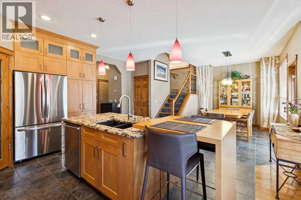 128 Tuscany Vista Crescent Nw, Calgary, Alberta  T3L 3A2 - Photo 4 - A2308073