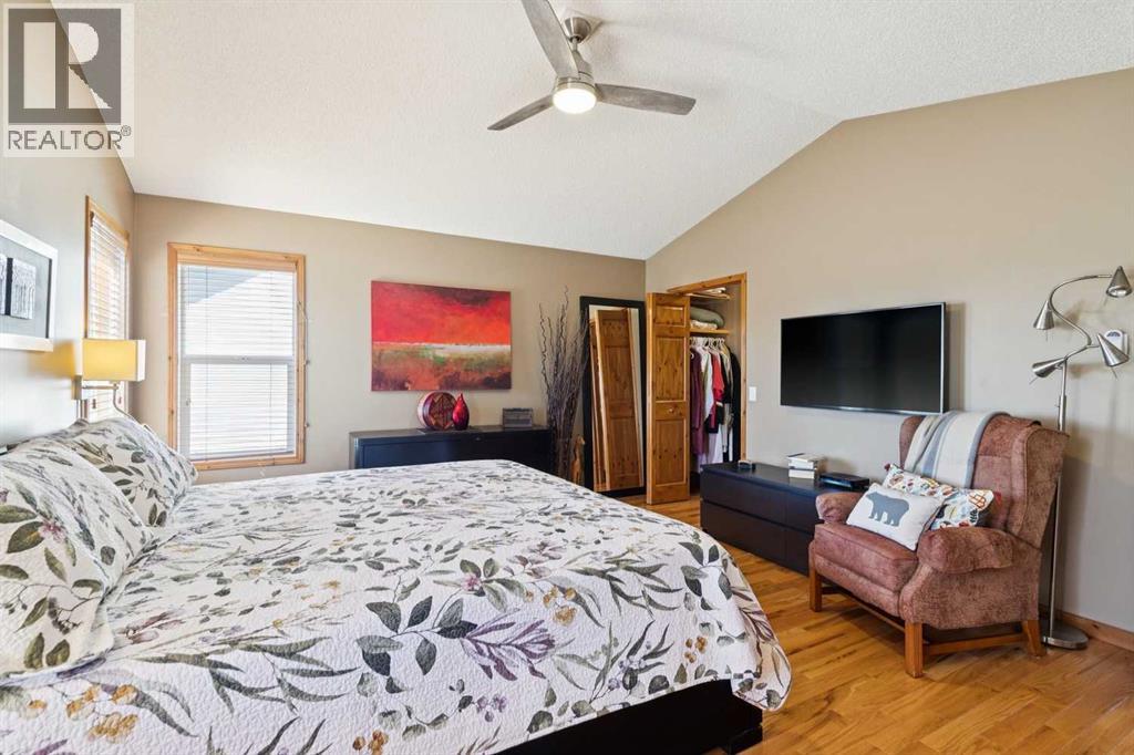 128 Tuscany Vista Crescent Nw, Calgary, Alberta  T3L 3A2 - Photo 14 - A2308073