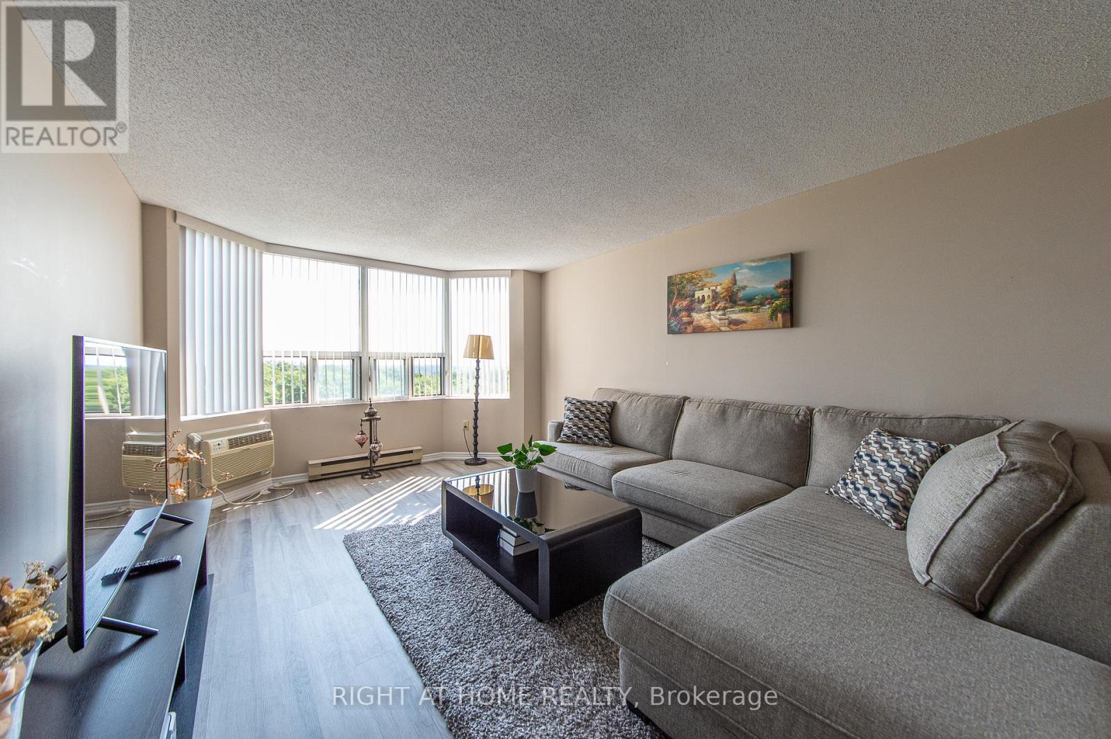 1714 - 35 Green Valley Drive, Kitchener, Ontario  N2P 2A5 - Photo 10 - X13108696