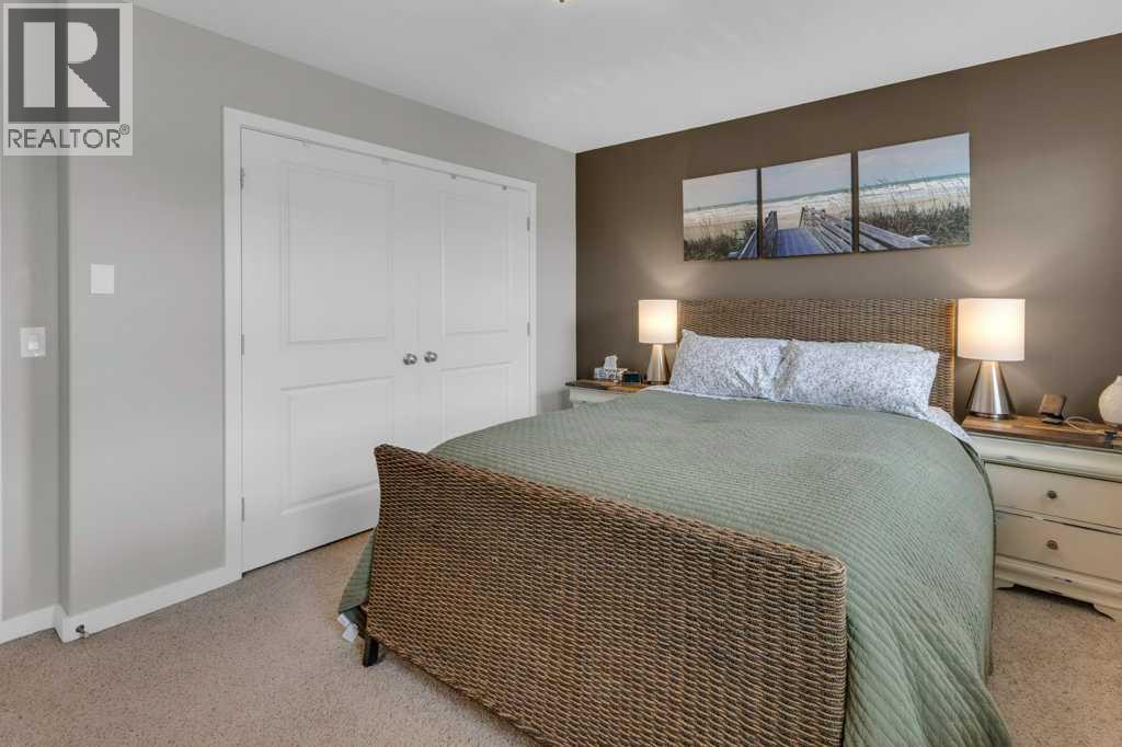 64 Ravenskirk Heath Se, Airdrie, Alberta  T4A 0K6 - Photo 18 - A2309767