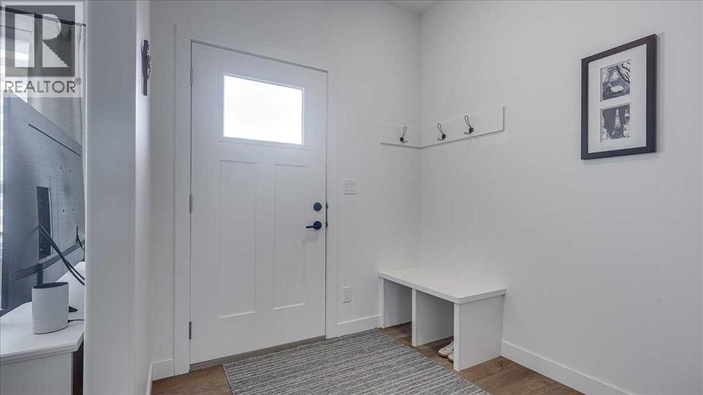 B, 10 Evergreen Way, Red Deer, Alberta  T4P 3H1 - Photo 4 - A2300547