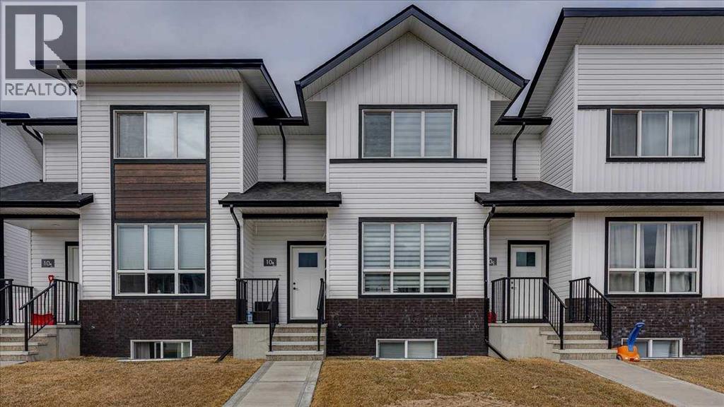 B, 10 Evergreen Way, Red Deer, Alberta  T4P 3H1 - Photo 2 - A2300547
