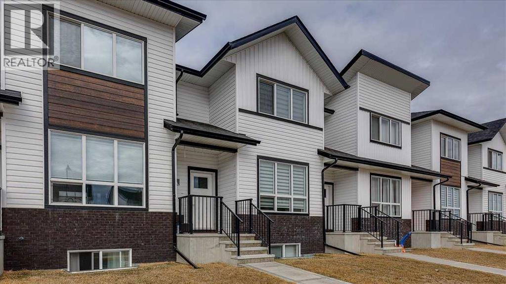 B, 10 Evergreen Way, Red Deer, Alberta  T4P 3H1 - Photo 1 - A2300547
