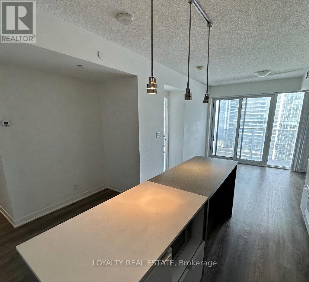 1205 - 88 Harbour Street, Toronto, Ontario  M5J 1B7 - Photo 3 - C13108746