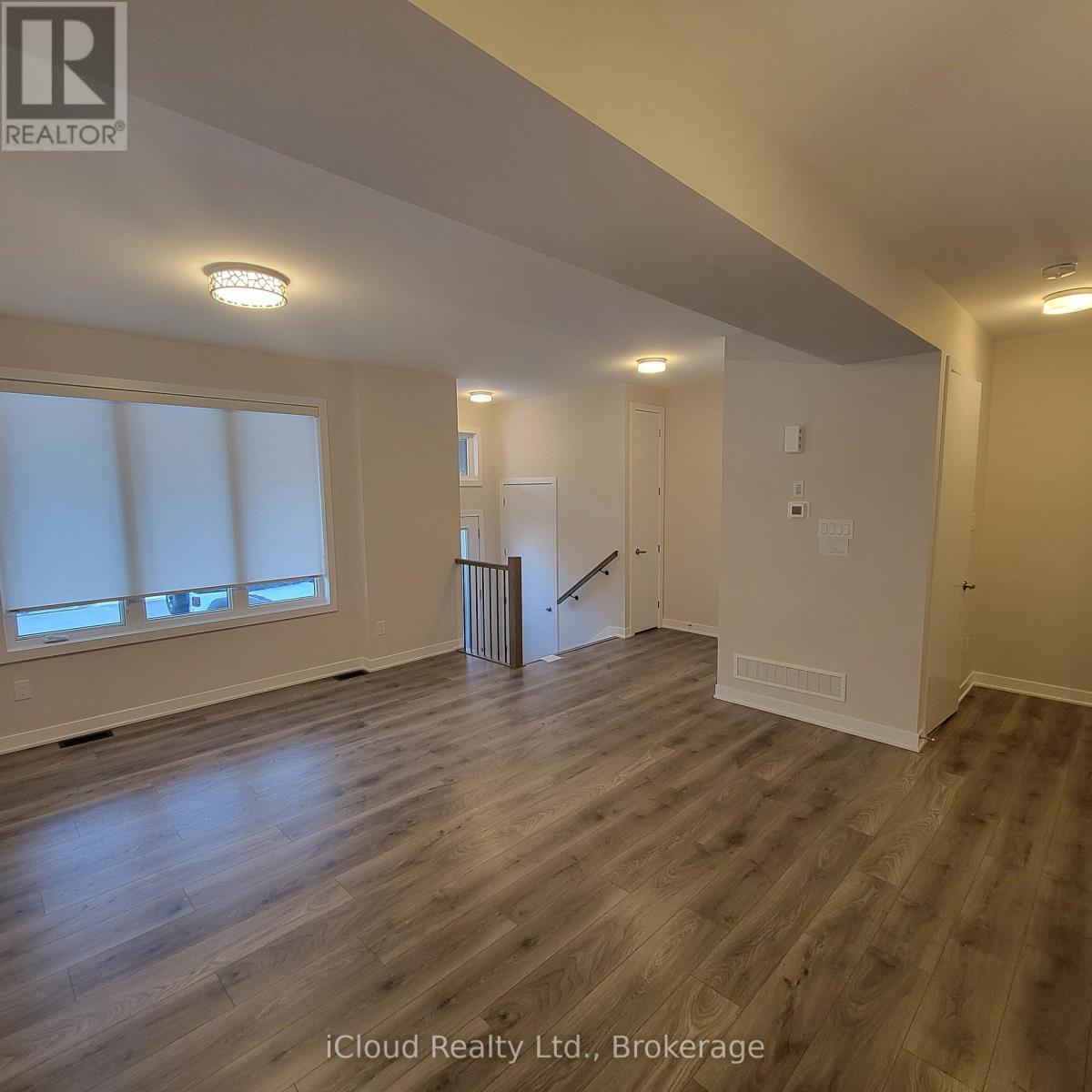 318 Catsfoot Walk, Ottawa, Ontario  K2J 7G9 - Photo 3 - X13108698