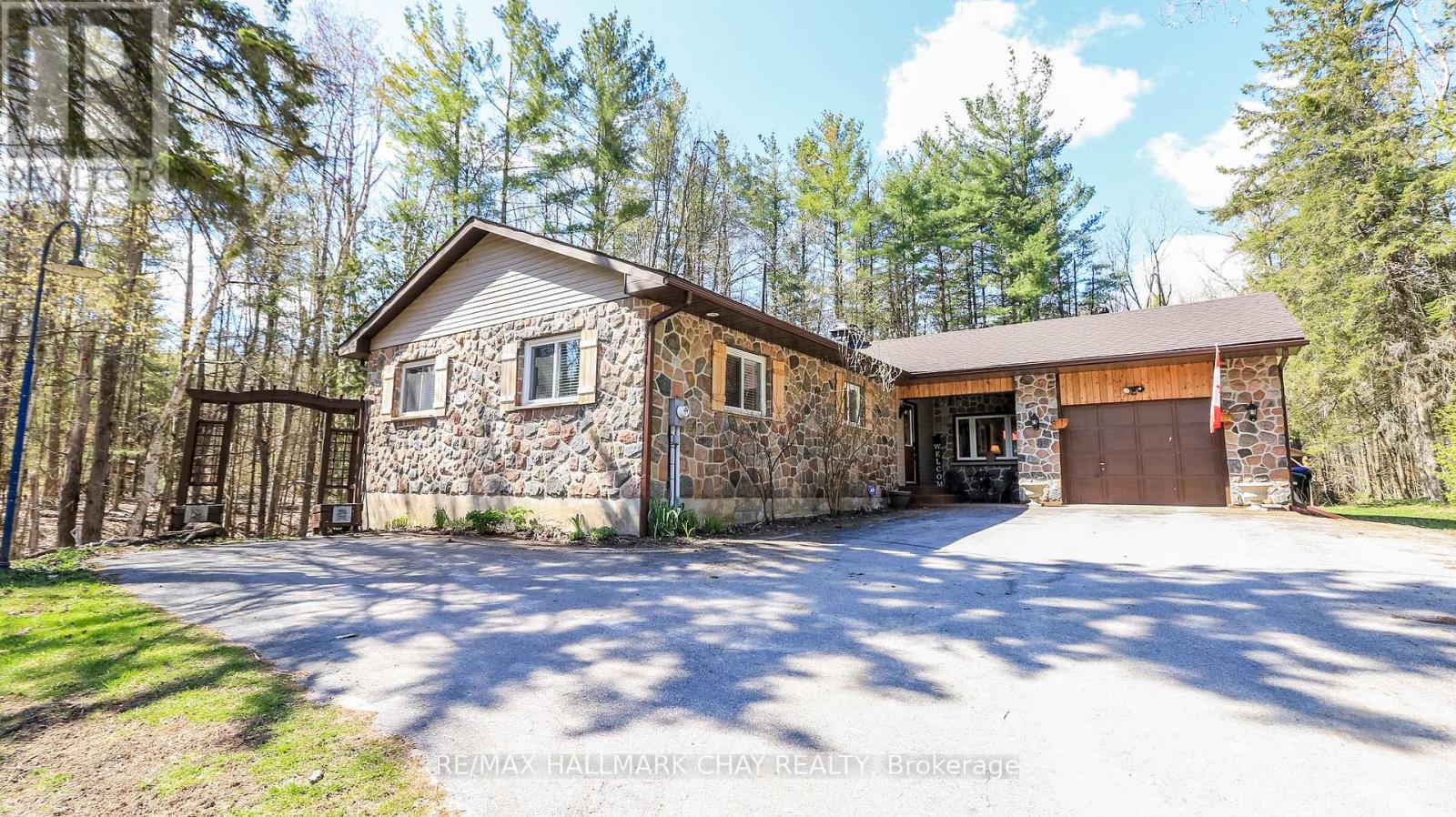 4062 Wainman Line, Severn, Ontario  L3V 6H2 - Photo 2 - S13108742
