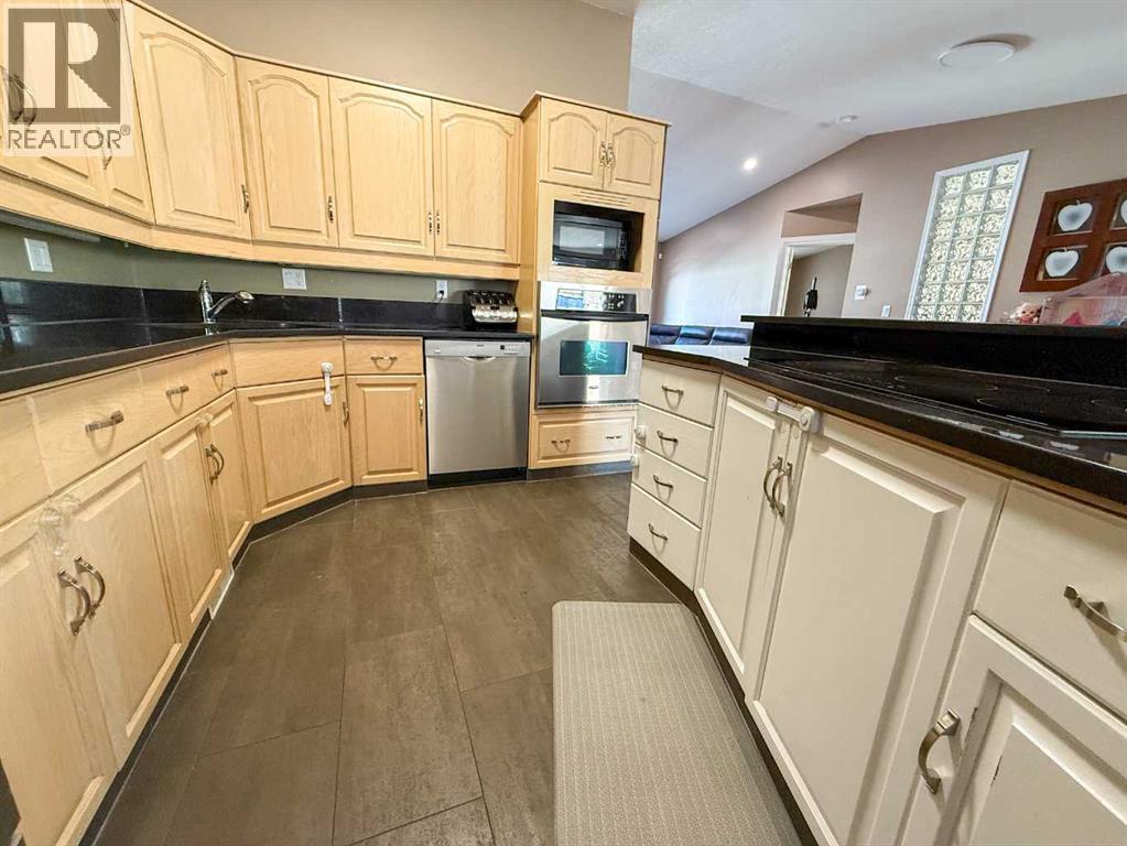 5 Blueberry Crescent, Whitecourt, Alberta  T7S 1R2 - Photo 13 - A2309892