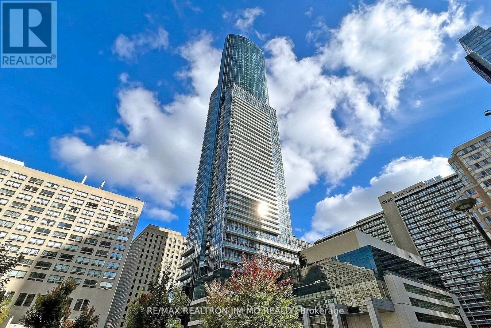 2508 - 386 YONGE STREET, Toronto, Ontario