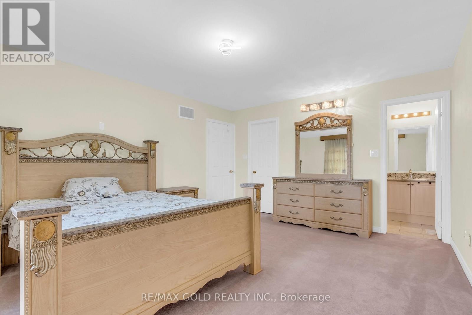 5499 Doctor Peddle Crescent, Mississauga, Ontario  L5M 0K7 - Photo 31 - W13106932