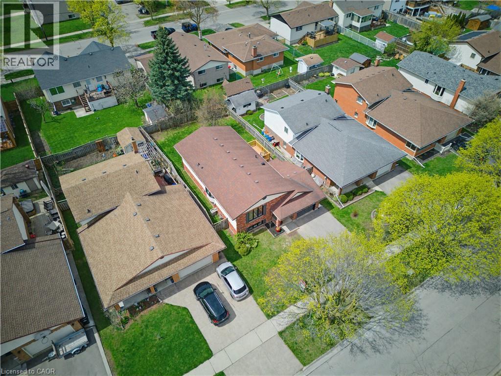 99 Oakhurst Crescent, Kitchener, Ontario  N2B 3K2 - Photo 34 - 40824227