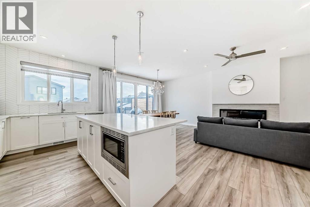 24 Royston Rise Nw, Calgary, Alberta  T3L 0J2 - Photo 6 - A2304204