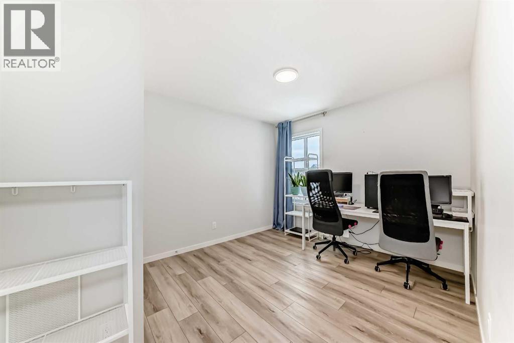 24 Royston Rise Nw, Calgary, Alberta  T3L 0J2 - Photo 24 - A2304204