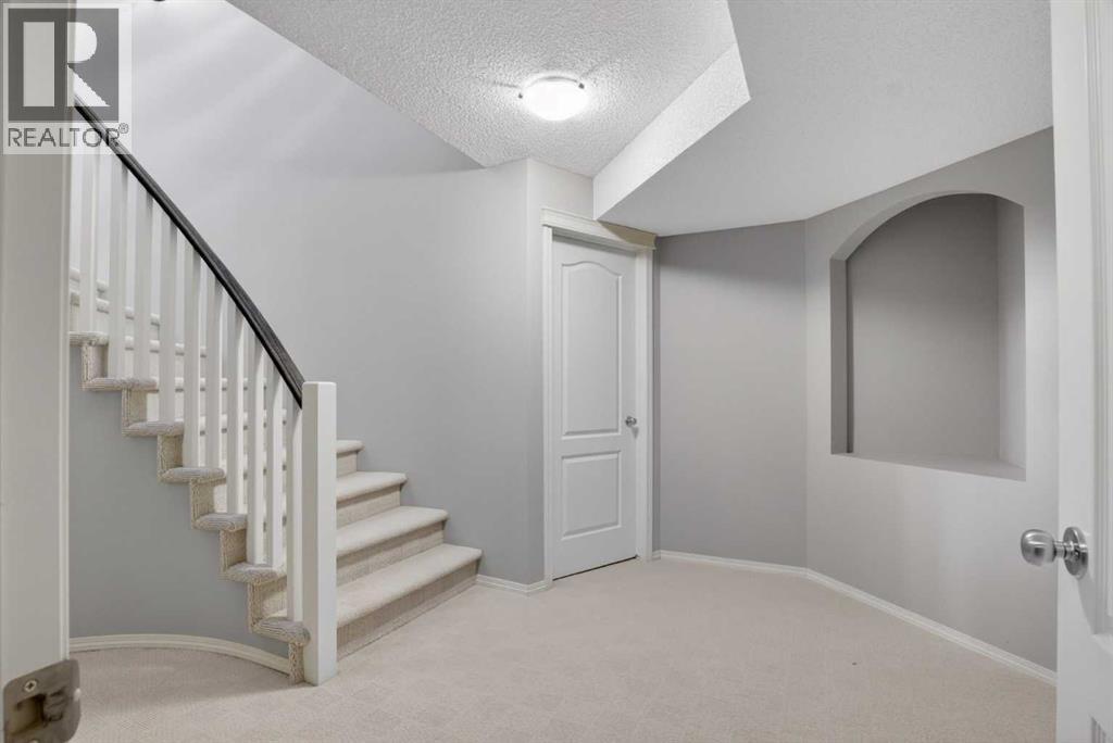 71 Springborough Green Sw, Calgary, Alberta  T3H 5M5 - Photo 32 - A2307311