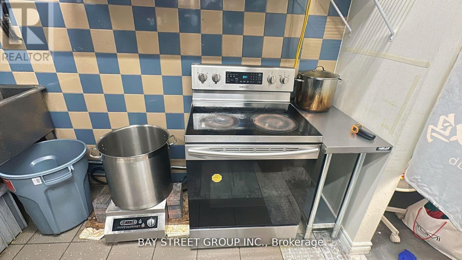 23 - 15 Northtown Way, Toronto, Ontario M2N 7A2 - Photo 7 - C13108802
