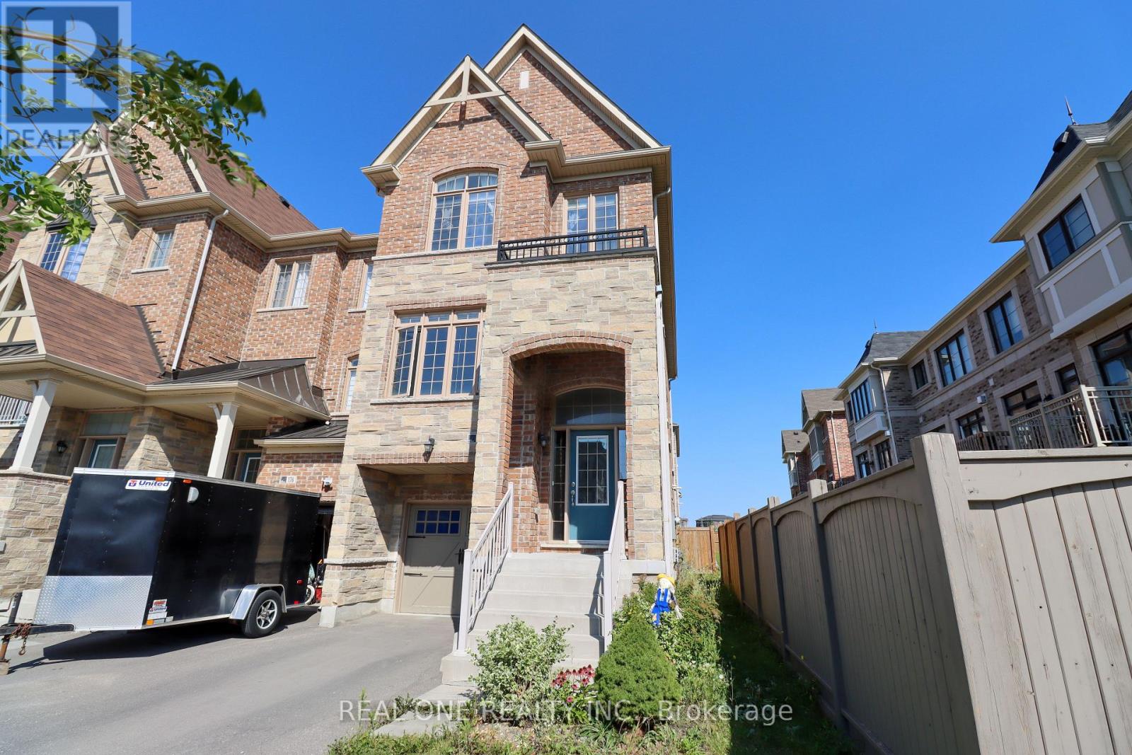 180 SUNSET TERRACE, Vaughan, Ontario