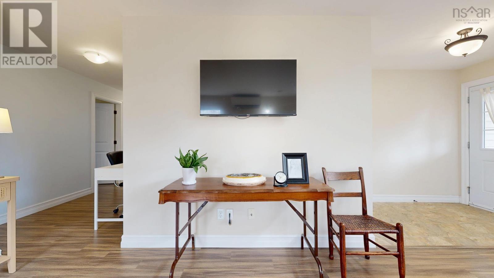 318 Victoria Road, Bridgewater, Nova Scotia  B4V 2P1 - Photo 12 - 202607068