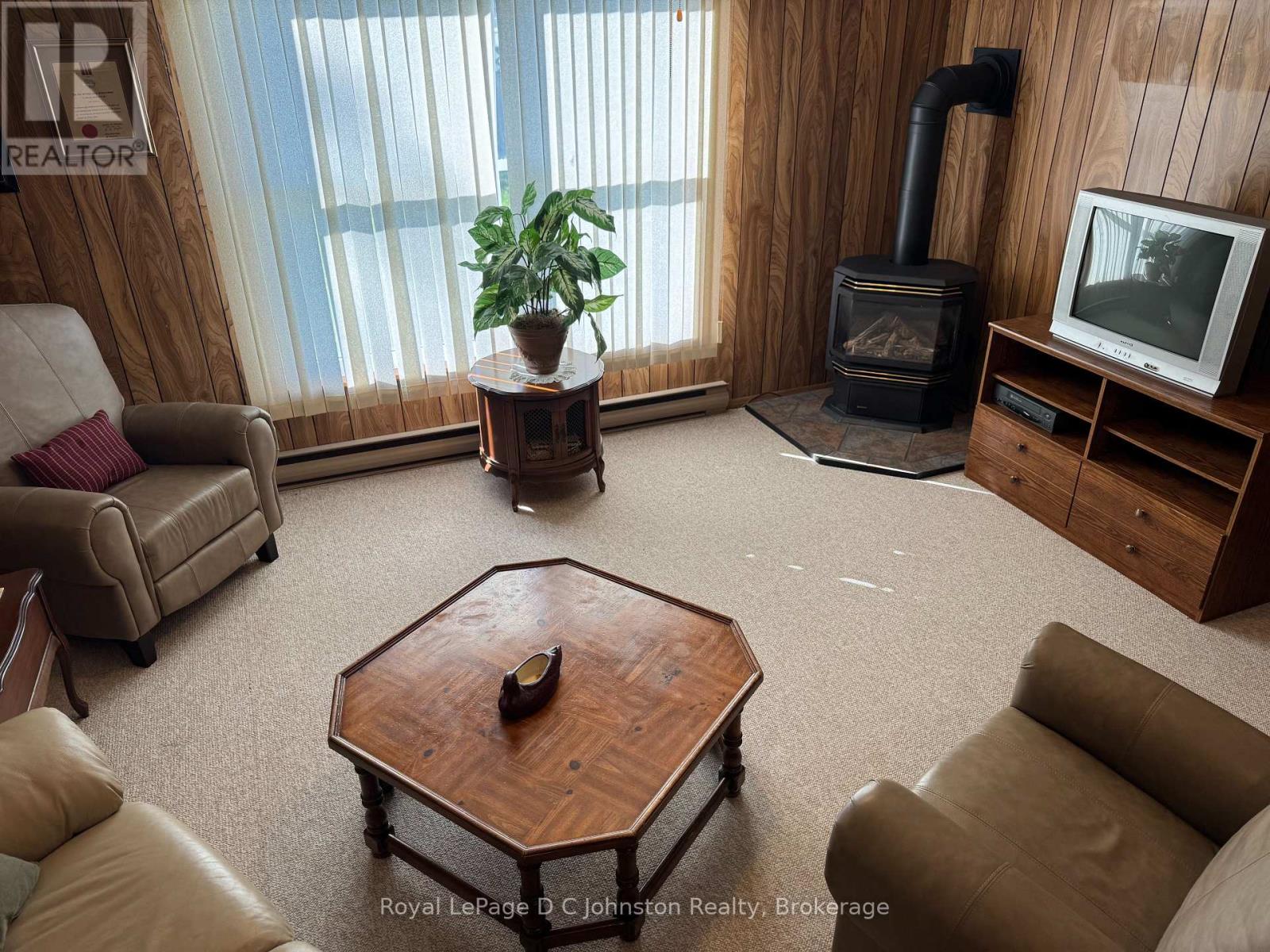 21 Victoria Street S, Saugeen Shores, Ontario  N0H 2L0 - Photo 12 - X13077162