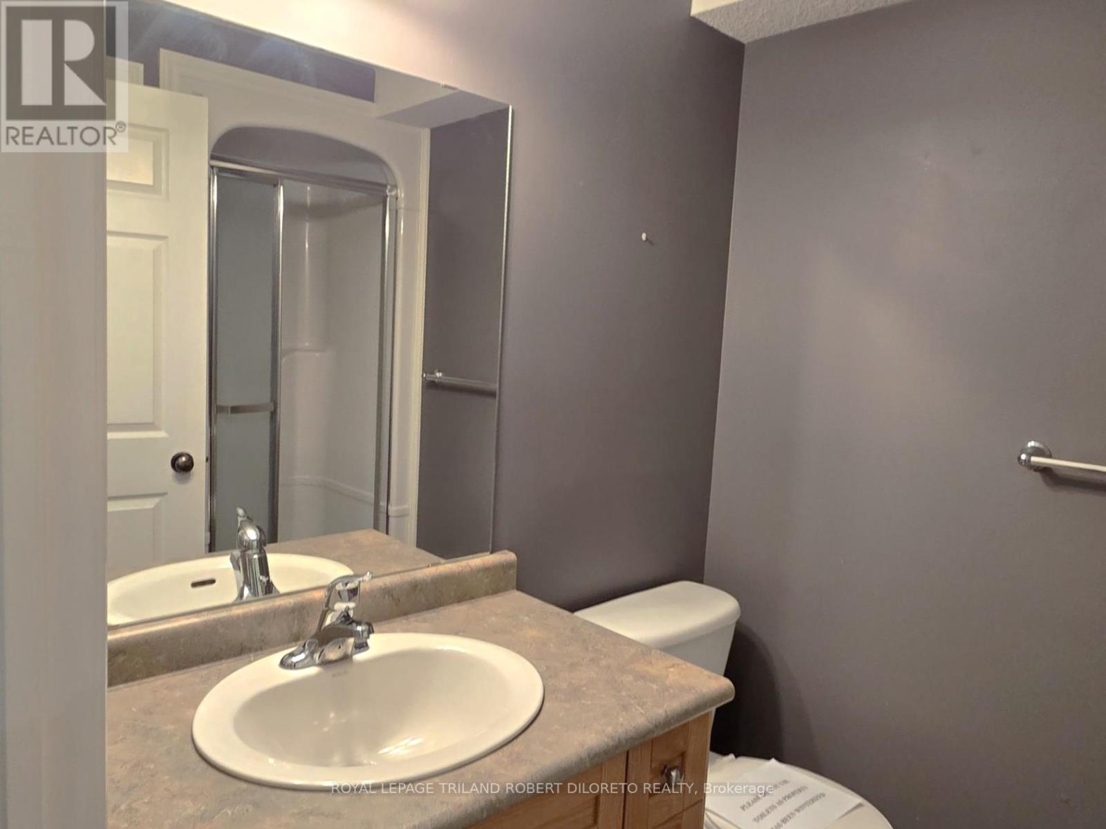5 - 5 Foxhollow Drive, Thames Centre, Ontario  N0L 1G3 - Photo 26 - X12986638
