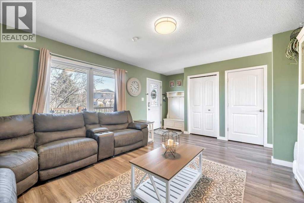 334 Lausen Place, Carseland, Alberta  T0J 0M0 - Photo 9 - A2309862