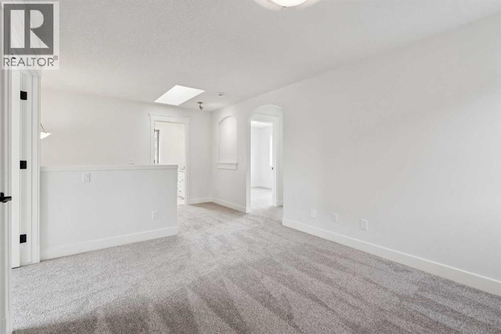 1 Discovery Ridge Link Sw, Calgary, Alberta  T3H 4Y1 - Photo 24 - A2291643