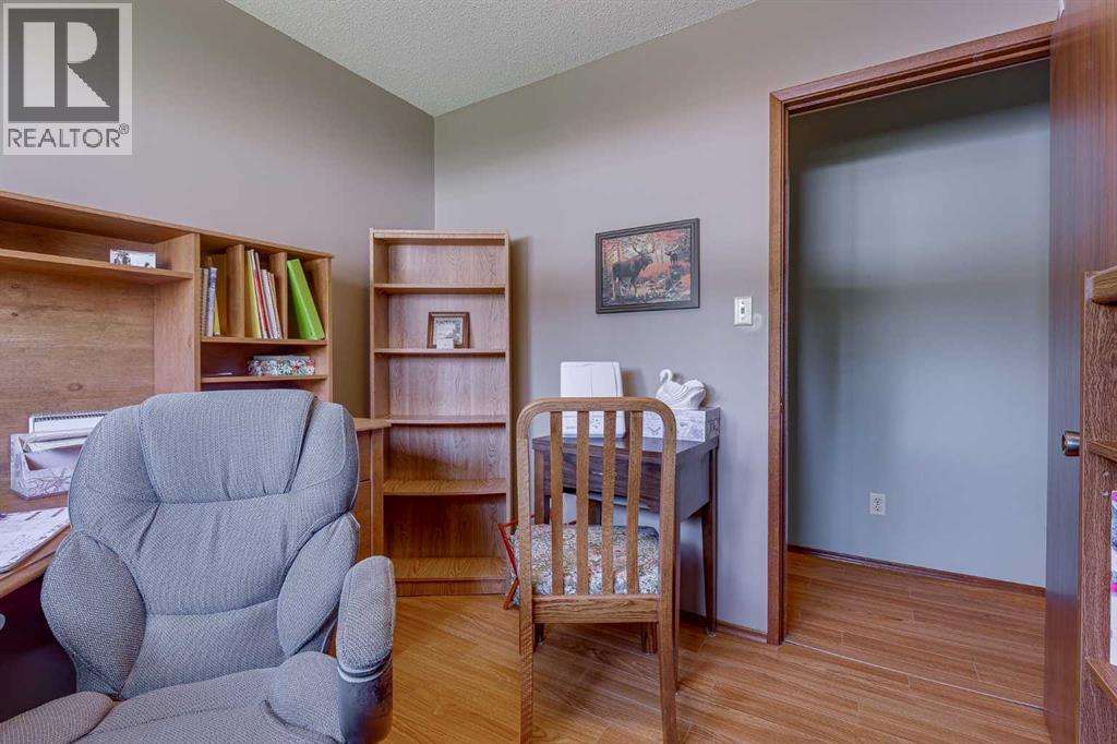 2 Otterbury Avenue, Red Deer, Alberta  T4N 4Z9 - Photo 18 - A2309520