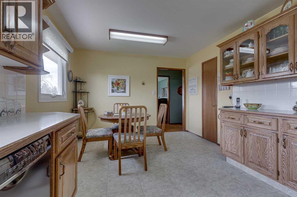 2 Otterbury Avenue, Red Deer, Alberta  T4N 4Z9 - Photo 27 - A2309520