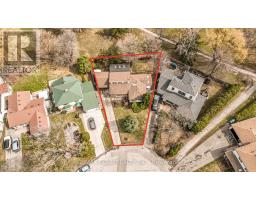 16 DONALDA PLACE, Brampton, Ontario