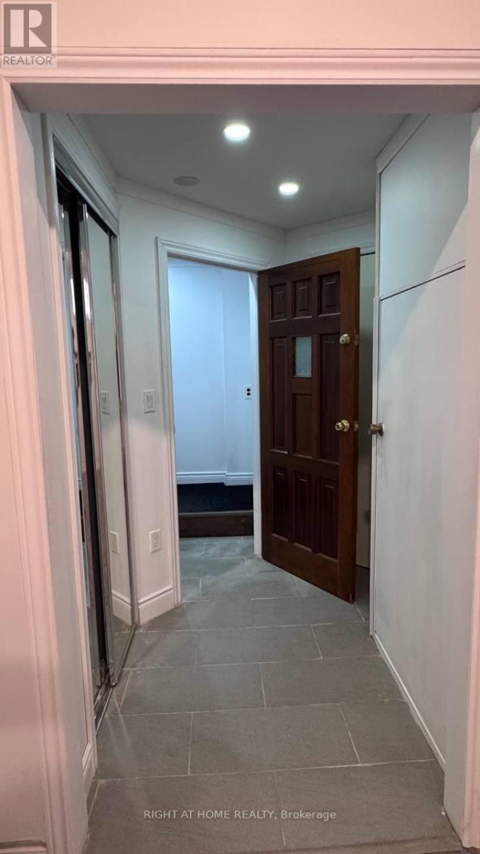 Basement - 24 Jondan Crescent, Markham, Ontario  L3T 3Z5 - Photo 4 - N12990378